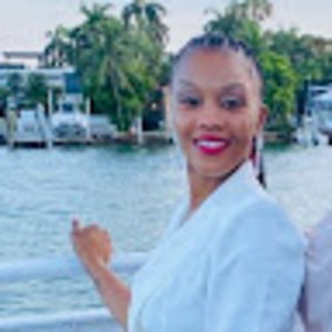 Meet your Posher, Shawntara